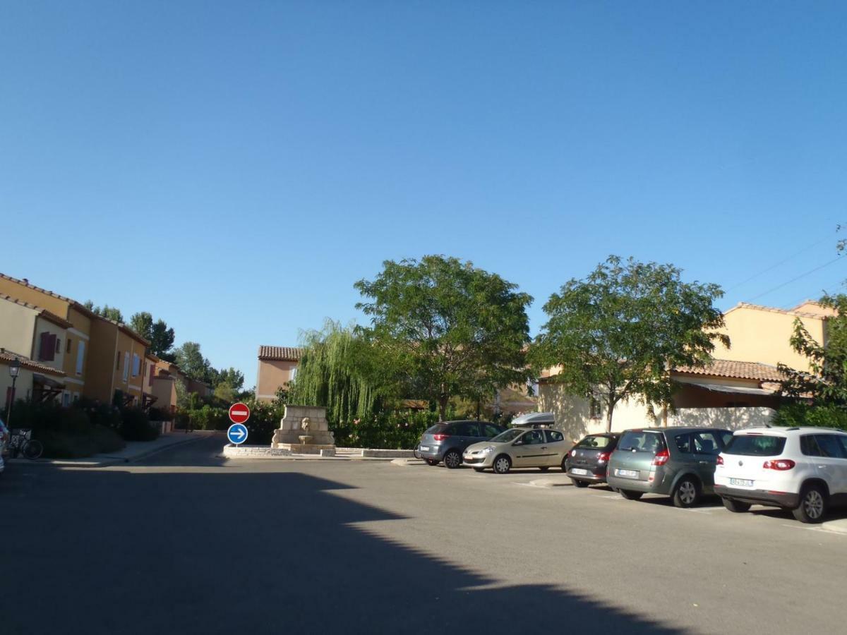 Appartement dans la résidence LES MAZETS DE CAMARGUE Arlés Exterior foto